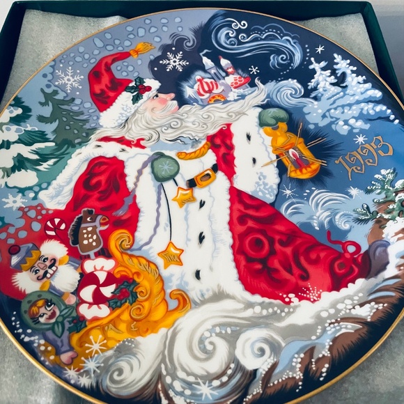 Vintage Fitz and Floyd "Father Frost" collector plate, Christmas Plate - Picture 2 of 5